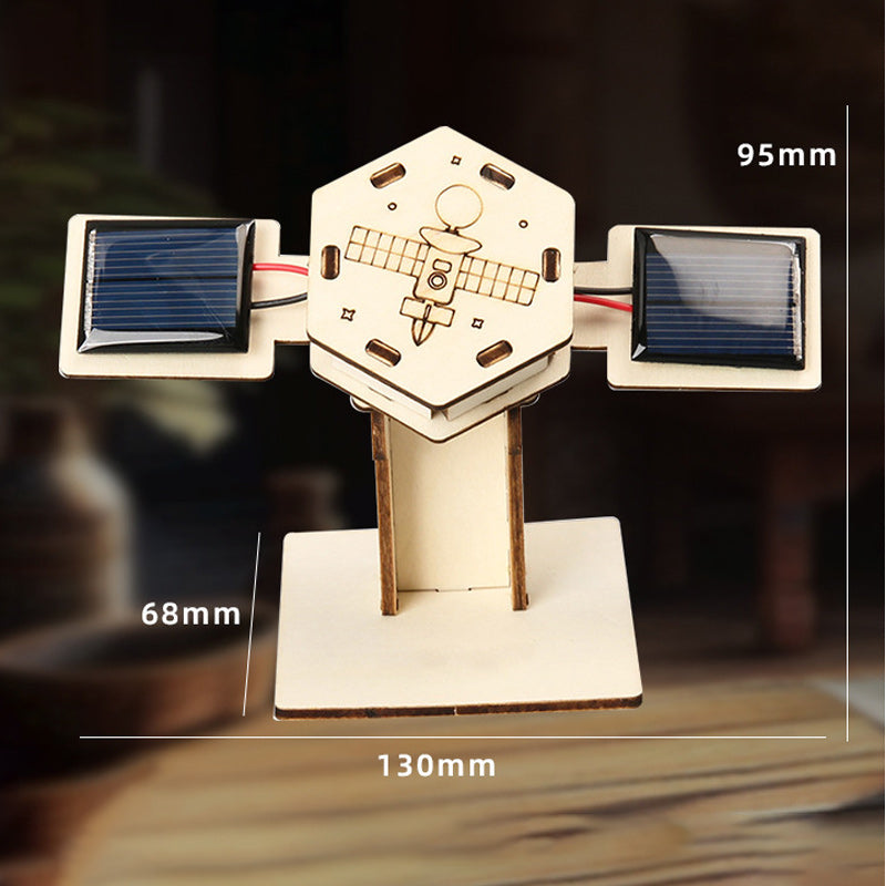 đKreativa modeller av artificiella satelliter i rymdenđ