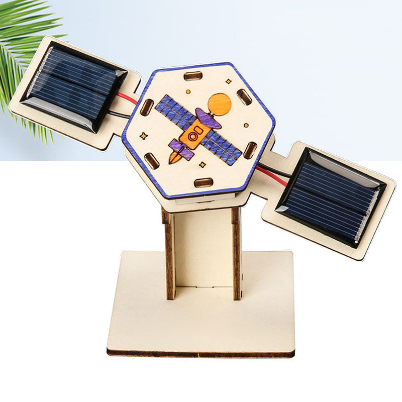 đKreativa modeller av artificiella satelliter i rymdenđ