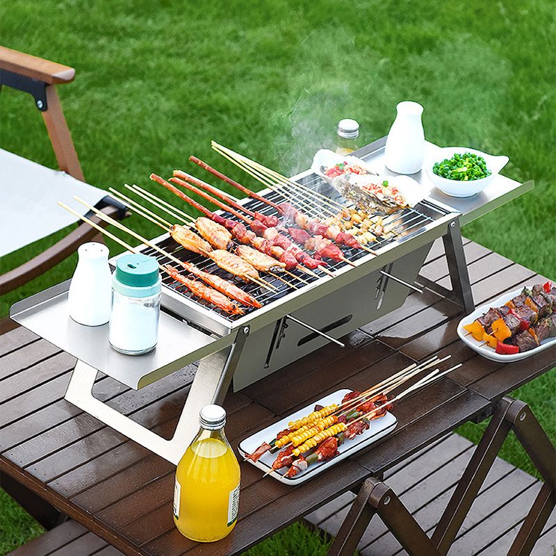 đ„Den hopfĂ€llbara utomhusgrillen i rostfritt stĂ„l