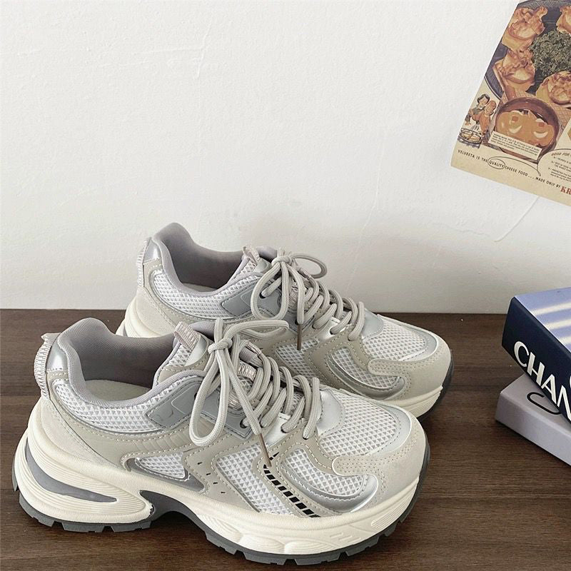 đ 50 % RABATT UNDER BEGRĂNSAD TID! âš Casual sneakers med tjock sula â lĂ€tta, i ventilerande mesh, i retrostil đ