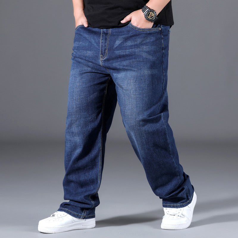 đ„Snygga, lösa jeans med hög stretch och raka ben