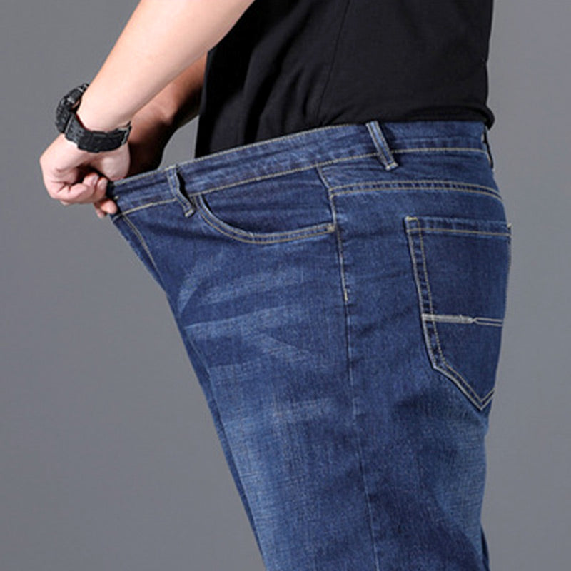 đ„Snygga, lösa jeans med hög stretch och raka ben