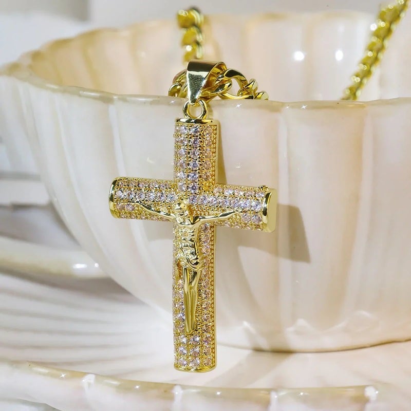✝️ 50% RABATT! 🙏 Halsband med Jesuskrucifixhänge – Klassiskt Design, Högglans Finish & Perfekt Som En Meningsfull Accessoar Eller Gåva 🕊️