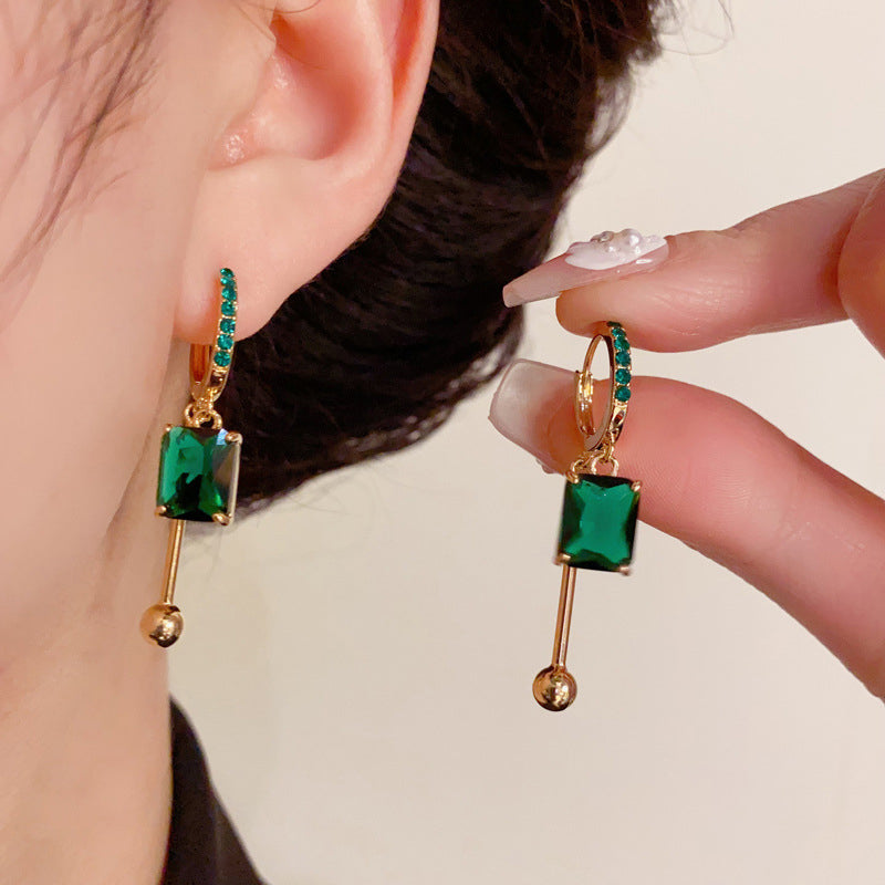 💎 BEGRÄNSAD TID 50% RABATT! ✨ Vintage Syntetisk Diamant Hängörhängen – Clip-On, Elegant Dangle ✨
