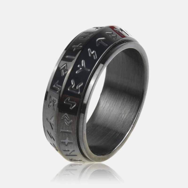 Roterande vikingaring med runor
