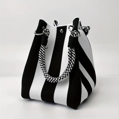 ⏳Begränsat erbjudande 50% rabatt⏰Randig Stickad Hinkväska👜