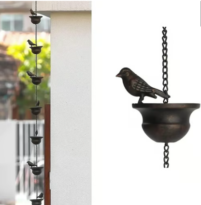 Dekorativ regnkedja med fågelbadsdesign