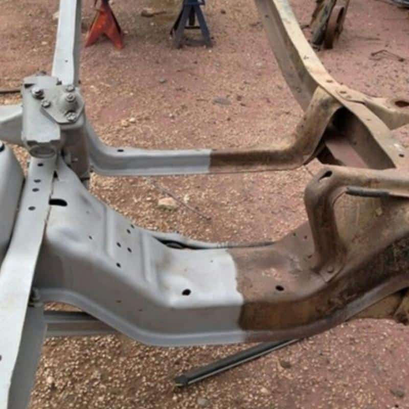 Vattenbaserad rostomvandlande metallfärg