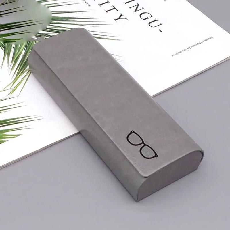 Produkt A✨Minimalistisk glasögonfodral i hårt läder