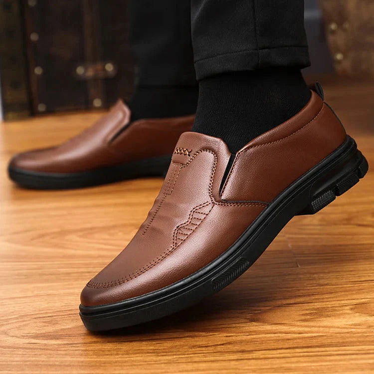 💝【Gåva till mannen】✨Business Casual Loafer med mjuk sula för män