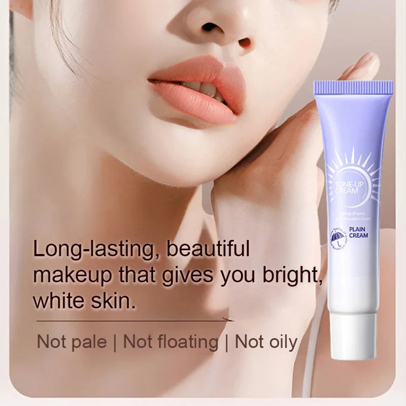 Lätt, återfuktande, uppljusande BB Cream