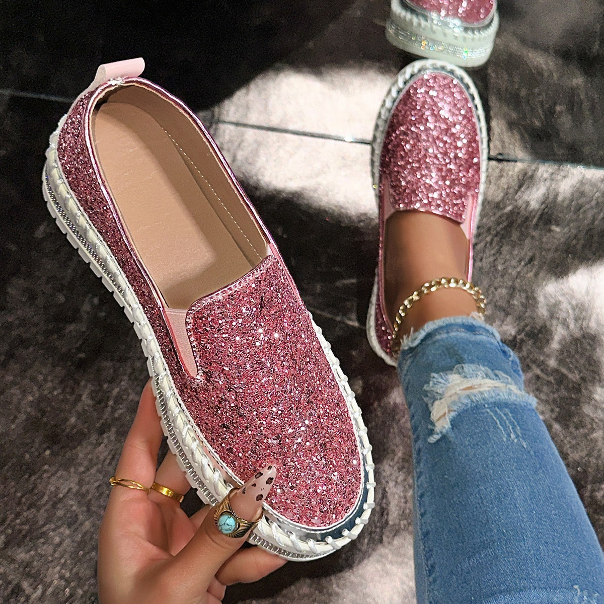 Bekväma slip-on-skor för kvinnor