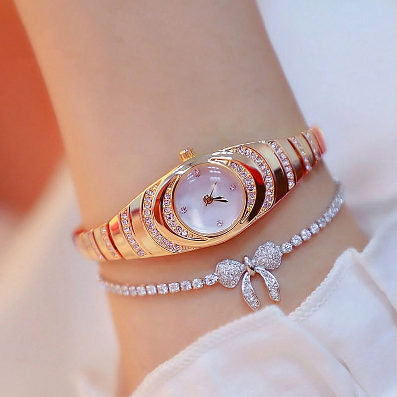 ⏳Begränsad tid Erbjudande 50% rabatt💎Ladies Rhinestone Armbandsklocka⌚