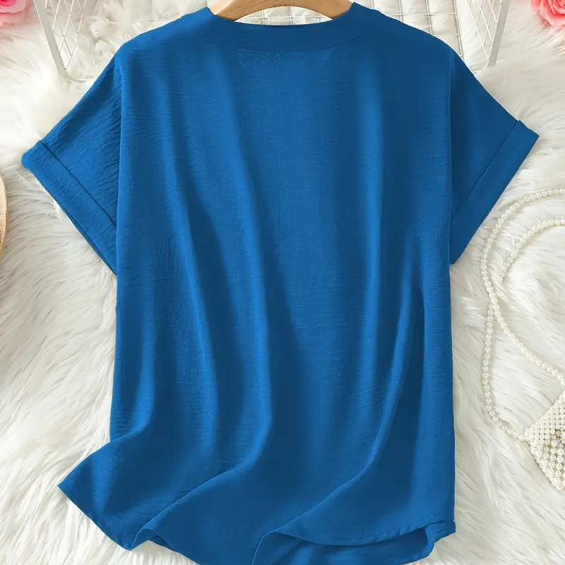 🌸Vårrea 50 % rabatt👕Modetopp i enfärgat tyg med korta ärmar