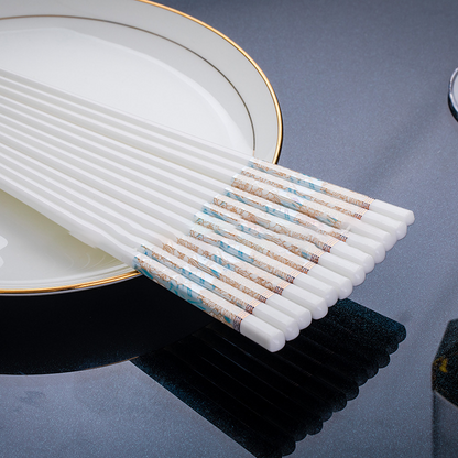 🌿🌿Set med ätpinnar i högkvalitativ keramik