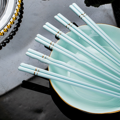 🌿🌿Set med ätpinnar i högkvalitativ keramik