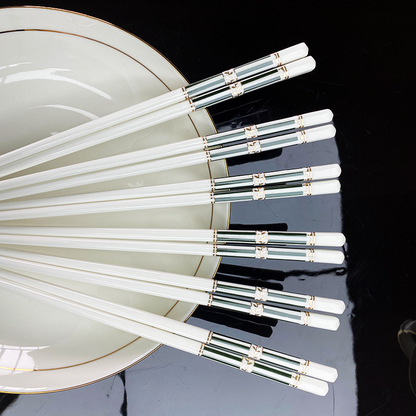 🌿🌿Set med ätpinnar i högkvalitativ keramik