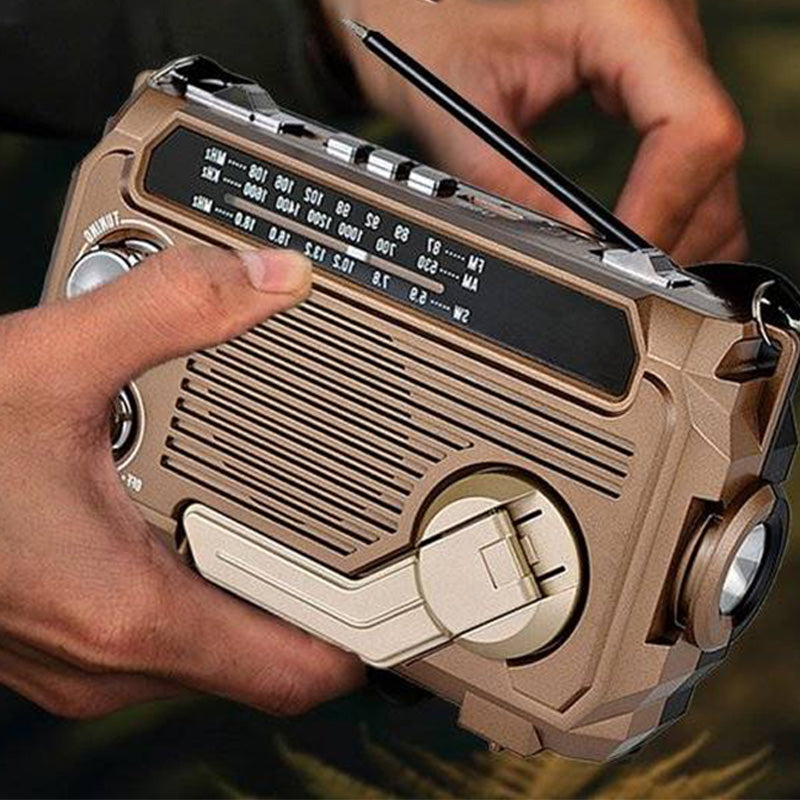 Multifunktionell handvevd bärbar radio med ficklampa