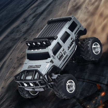 🔋 2025 HET FÖRSÄLJNING 50 % RABATT! ✨ Mini RC terrängbil med belysning