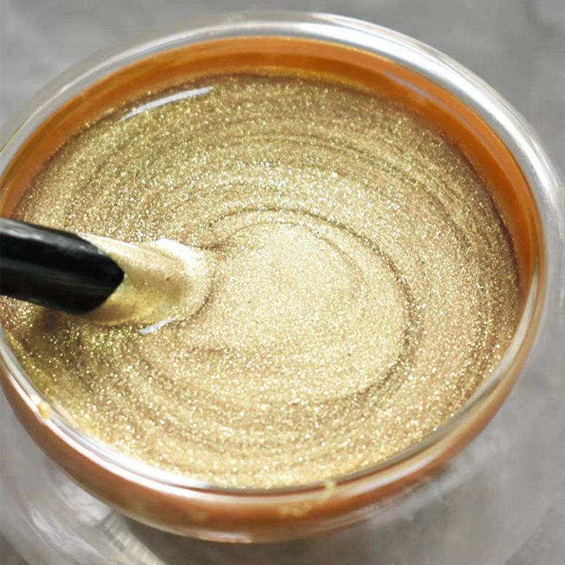 Väderbeständig, vattenbaserad guldfärg