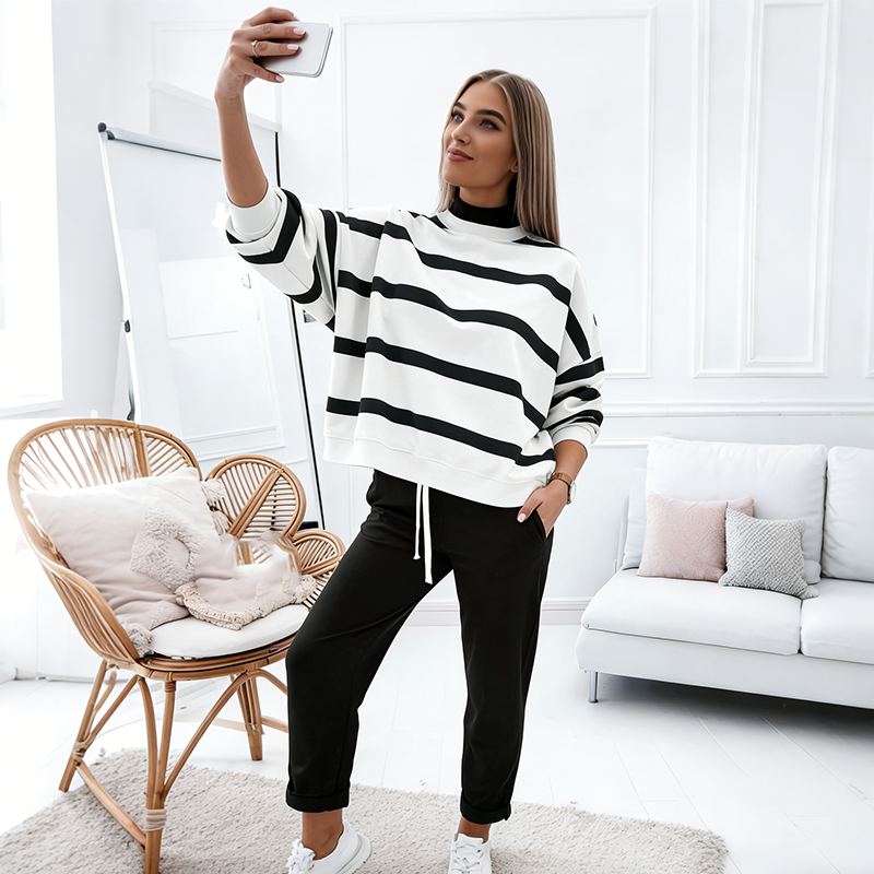 Striped 2-delad träningsoverall för damer