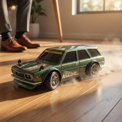 RC-driftbil i skala 1:24 med LED-belysning