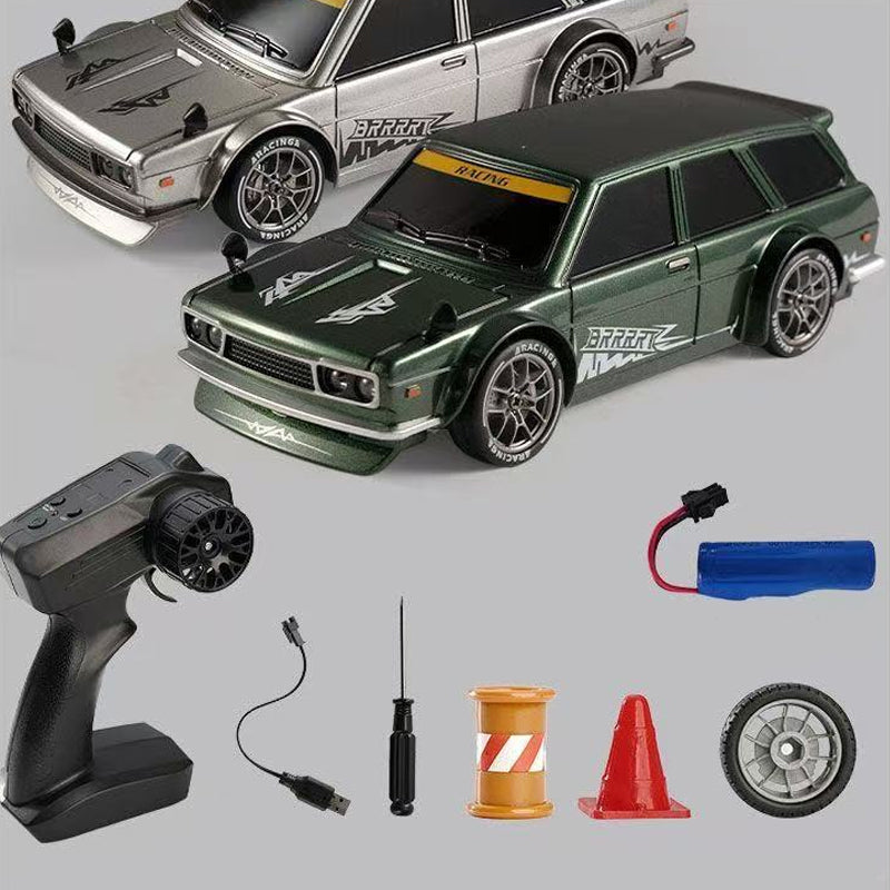 RC-driftbil i skala 1:24 med LED-belysning