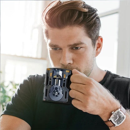 Keramisk kaffemugg med motormotiv för mekaniker