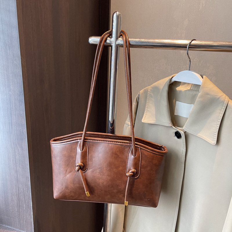 👜 50% RABATT 📸 | Y2K Axelväska i PU-Läder – Trendig Retro & Slitstark