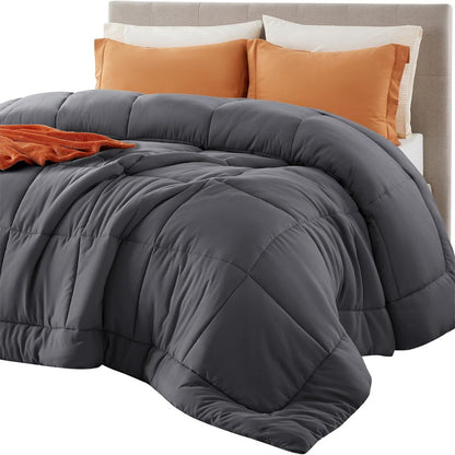Lätt & Andningsbart Quiltat Täcke – Dunalternativ, Box-Sömmar, Allergivänligt & Maskintvättbart, 5 Färger 🛏️☁️