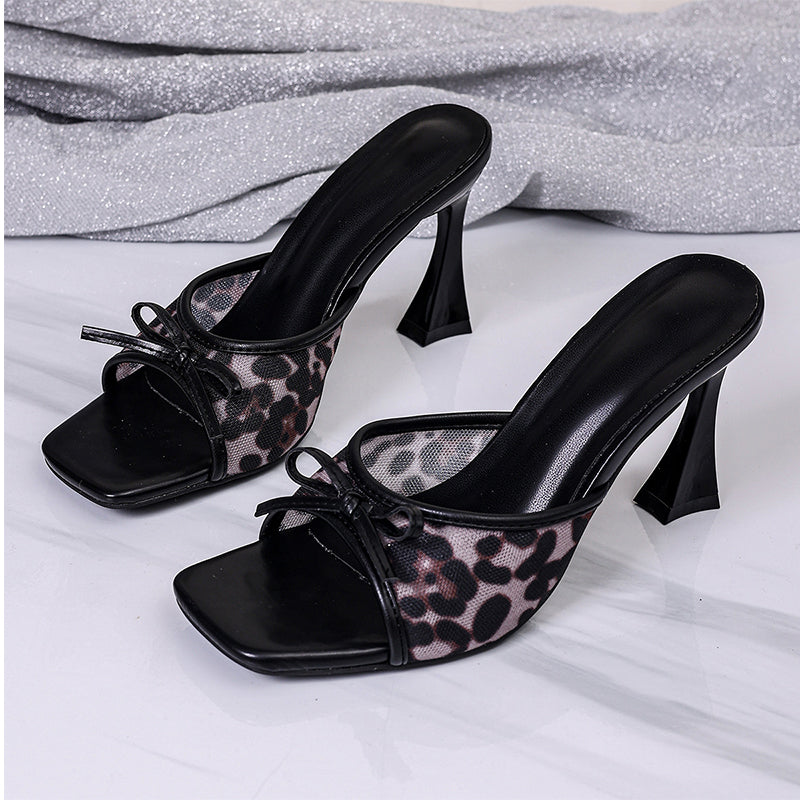 Kvinnors mode Square-Toe Open-Toe högklackade sandaler