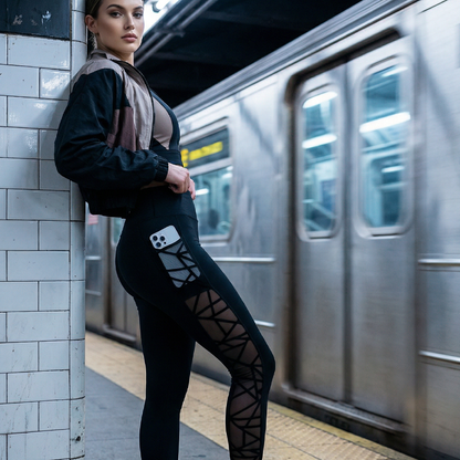 💐 50% RABATT 🔥 | Formgivande Leggings med Hög Midja – Nätpanel & Hjärtmönster