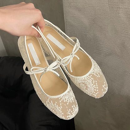 Eleganta ballerinaskor i mesh med rosett