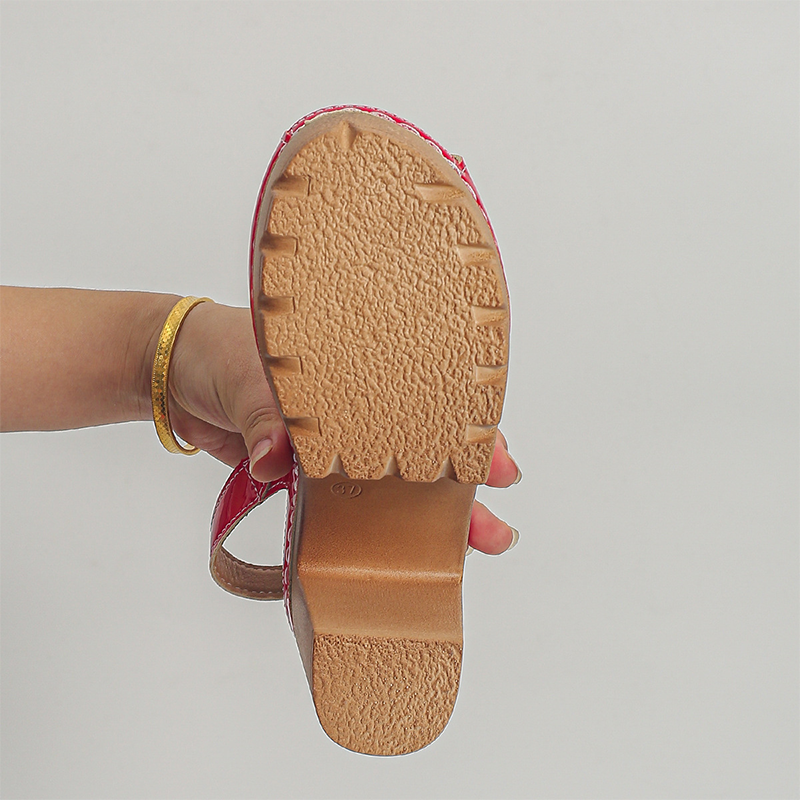 Elegant Peep-Toe spänne hälade sandaler