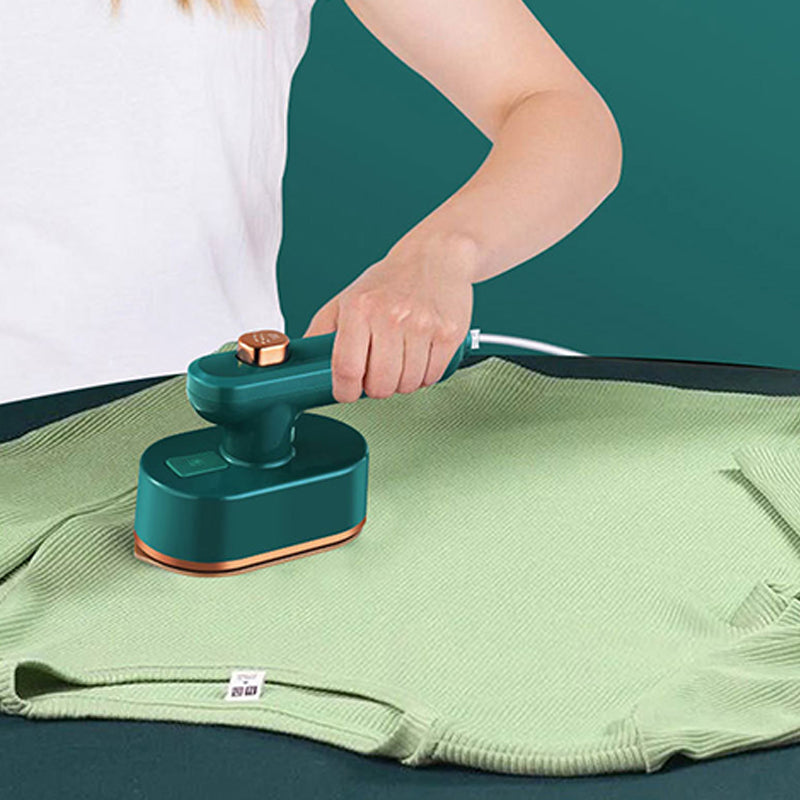 👕 50% RABATT! 💨 Bärbart Miniångstrykjärn – 90° Roterande, Titanplatta & Perfekt För Resor & Snabbstrykning 🧳