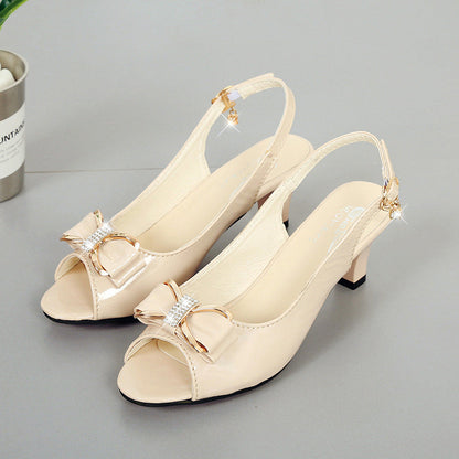 👡 50% RABATT! 🔥 Eleganta Peep-Toe Slingback-sandaler för Damer – Sexiga Klackar, Bekväm Passform & Perfekt För Fest & Vardag 💃