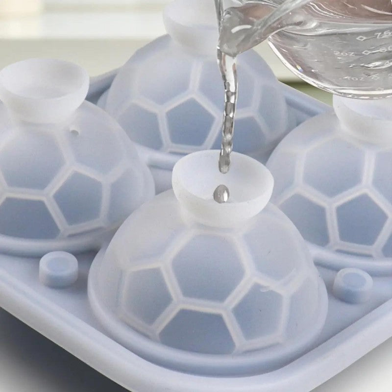 ⚽ 2+1 GRATIS DEAL 🔥 Silikonisform i Fotbollsform – Perfekta Isbollar för Sommardrinks 🧊⚽✨