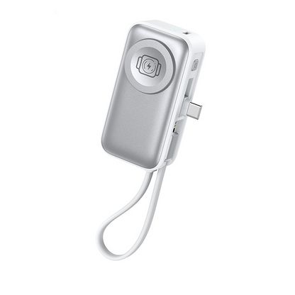 🔋 50 % RABATT NU! ⚡ Magnetisk powerbank 5000 mAh – inbyggd kabel, trådlös laddning & flamsäkert material – perfekt för resor och vardag 🧳