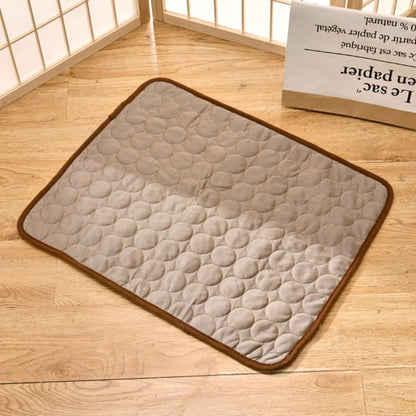🐾 50% RABATT NU! ❄️ Premium Kylmatta för Husdjur – Självkylande, Andningsbar & Vattentät Design 🐶