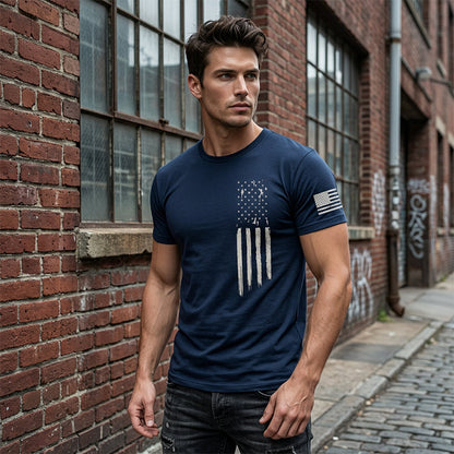 📢📢50 % RABATT !! ⏰T-shirt för män med slitna detaljer och amerikansk flagga