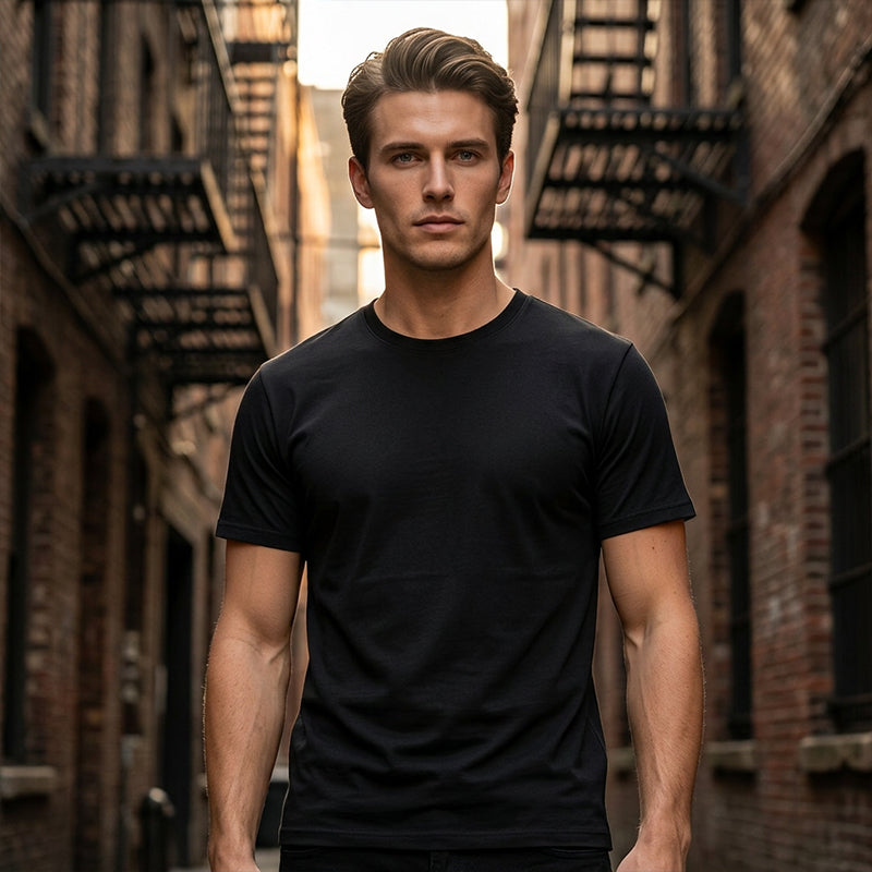 Herr klassisk rundhalsad T-shirt – premium blandning, atletisk passform & tidlös design 👕💨