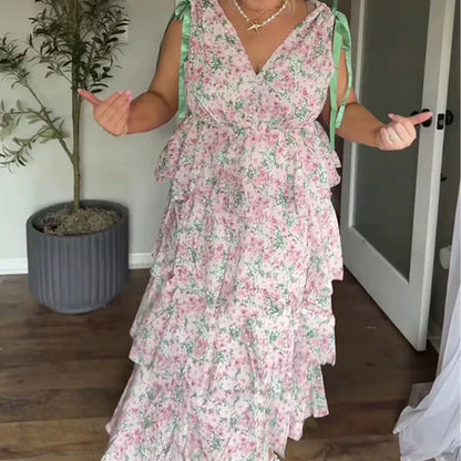 📢📢 50% rabatt !!   ⏰ Kvinnors Floral V-hals tiered Ruffle klänning
