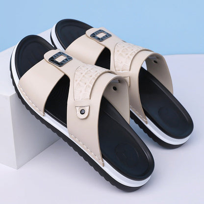 👞 50% RABATT! 💫 Herr konstläder slip-on sandaler – Andningsbar mesh & halksäker sula – Bekväm passform, perfekta för sommar, strand eller vardagspromenader 🏖️