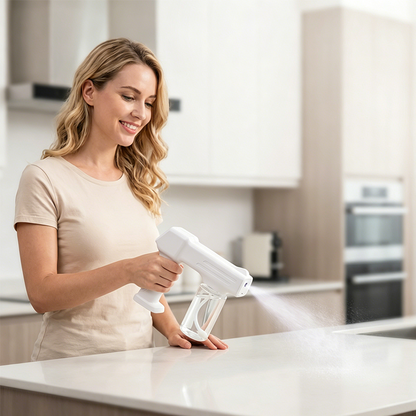 💥SISTA DAGEN 50% REA💥 Trådlös Blåljus Desinfektionsspray – 350ml, Lätt, Uppladdningsbar för Hem, Bil, Resor