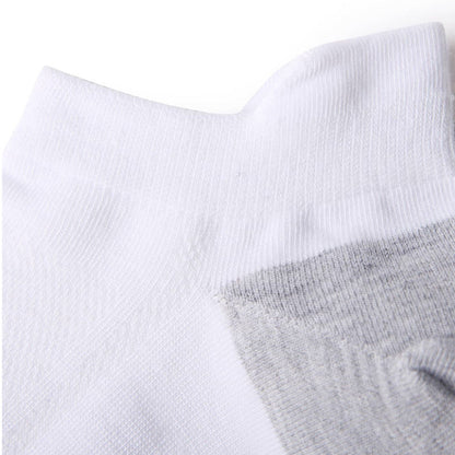 🔥 50 % RABATT🧦Unisex andningsbara ankelsockor 🧦 Mjuk komfort, perfekt passform – håller fötterna fräscha hela dagen ✨