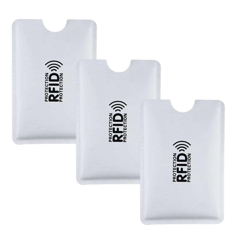 🛡️ RFID-kreditkortsskydd - Förhindrar obehörig skanning och avmagnetisering! 🔒 Ultratunn och lätt - passar alla vanliga kortstorlekar. 🧾 Tillverkad av slitstark aluminiumfolie - vattentät och reptålig.