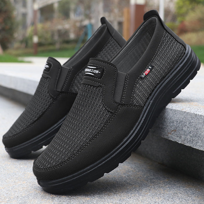 Andningsbara slip-on-skor i mesh för män