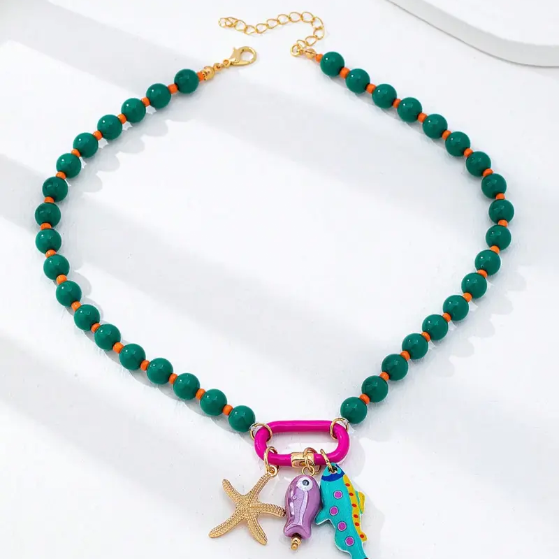 Vibrant Boho Kusthalsband med Pärlor