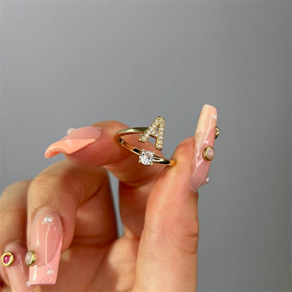 💍 50% RABATT NU! ❤️ Initialbokstavsring – Personlig, justerbar & perfekt som en meningsfull gåva till dig själv eller någon du älskar ✨