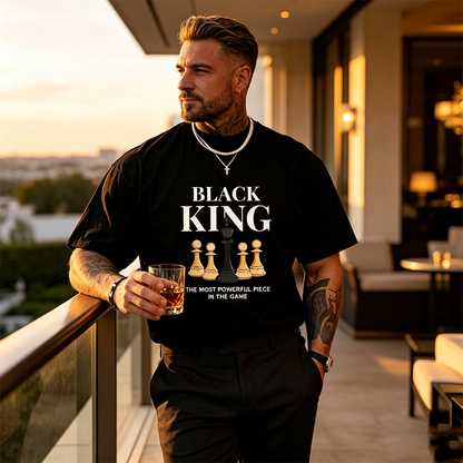 👕📏 BEGRÄNSAD TID 50% RABATT! ♟️ Herr Plus Size Schack Slogan T-shirt – Djukt tryck & avslappnad passform – Bär ditt spel med stolthet.